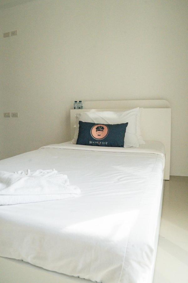 Roomquest Bangkok Sukhumvit 50 Luaran gambar