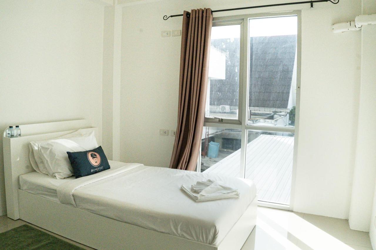 Roomquest Bangkok Sukhumvit 50 Luaran gambar