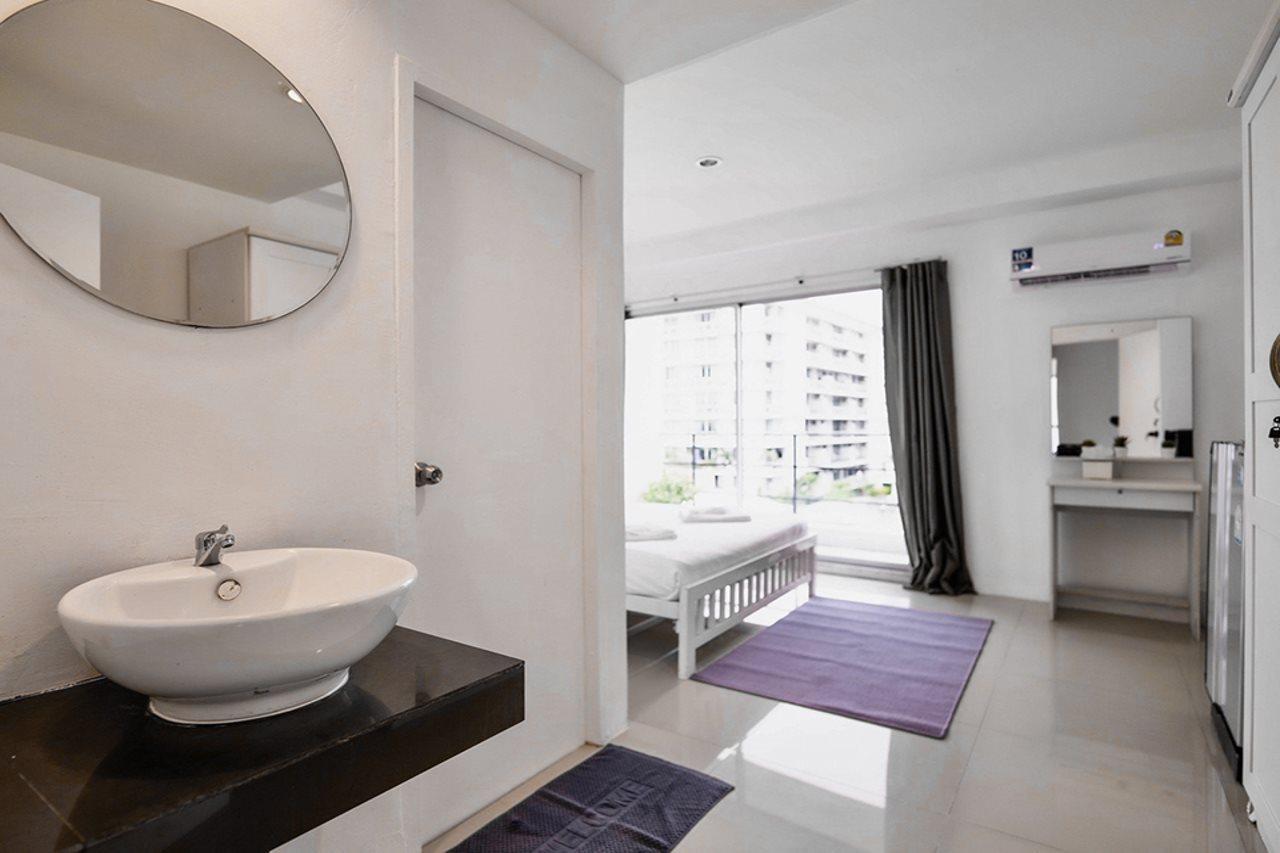 Roomquest Bangkok Sukhumvit 50 Luaran gambar